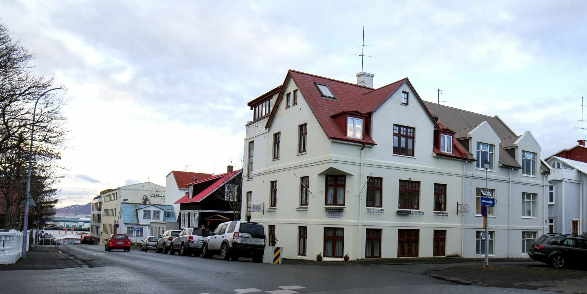 Three Sisters Apartments Reykjavik Exterior photo
